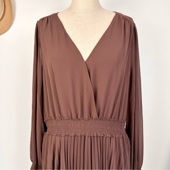 Ever New Women’s Leighton Curve Pleated Midi Dress Size  16 Chocolate Brown NWT - Picture 2 of 13